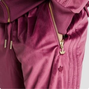 NWOT - SMALL adidas Originals  LUXE VELOUR  FIREBIRD TRACK PANTS